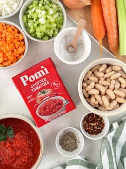 Pomi Chopped Tomatoes, 26.46 oz, 1/4 Cup per serving, 12 servings per Container - Thumbnail 6