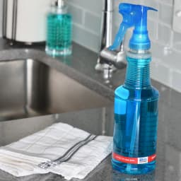 Great Value 32 fl oz Wide Mouth All-Angle Spray Bottle - Thumbnail 2
