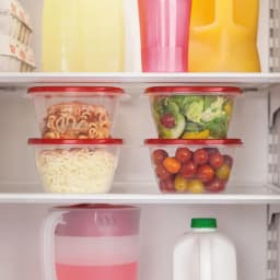 Rubbermaid TakeAlongs Deep Square Food Storage Container (Set of 4) - Thumbnail 4