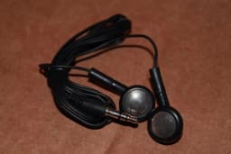 RHEA- Bulk Lot Of 25 Black 3.5Mm Headphones / Earbuds / Earphones - Great For Schools! - Thumbnail 6