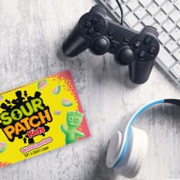 SOUR PATCH KIDS Watermelon Soft & Chewy Gummy Candy, 3.5 oz - Thumbnail 7