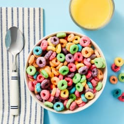 Great Value Fruit Spins Breakfast Cereal, 12.2 oz - Thumbnail 2