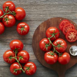 Fresh Tomato on the Vine, Bag (1.9 lbs/Bag Est.) - Thumbnail 3