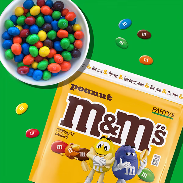 M&M'S Peanut Chocolate Movie Night Candy, Party Size Bag, 38 oz - Thumbnail 6