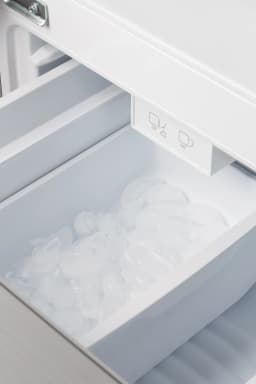 Kenmore 17.5 Cu. ft. Capacity Counter-Depth French Door Refrigerator and Freezer with Ice Maker, Stainless Steel - Thumbnail 23