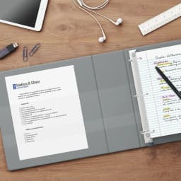 Staples Heavy-Duty 3-Inch D 3-Ring View Binder Gray (26368) 976043 - Thumbnail 5