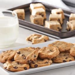 Great Value Ready to Bake Regular Chocolate Chip Cookie Dough, 16.5 oz - Thumbnail 3