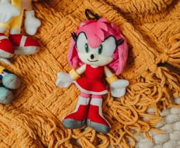 Sonic Amy 8 inch Plush Clip - Thumbnail 8