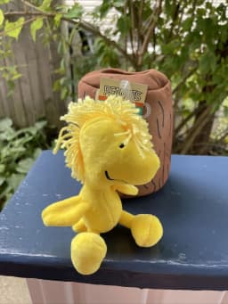Peanuts Woodstock Stump Burrow - Squeaky/Crinkle Dog Play Toy - Thumbnail 3