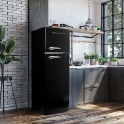 Frigidaire 7.5 Cu. ft. Top Mount Retro Refrigerator, Apartment-Size Fridge in Black - Thumbnail 8