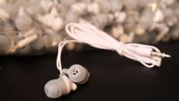 RHEA- Bulk Lot Of 25 White/Gray 3.5Mm Headphones / Earbuds / Great For Kids / Schools - Thumbnail 2