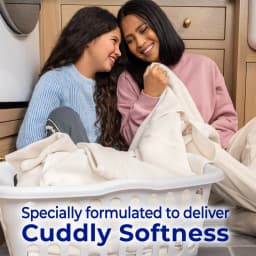 Snuggle Liquid Fabric Softener, Cuddle-Up Fresh Blue Sparkle, 123.1 oz, 181 Loads - Thumbnail 7