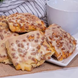 Svenhard's Breakfast Claw Pastries, 12 oz, 6 Count - Thumbnail 2