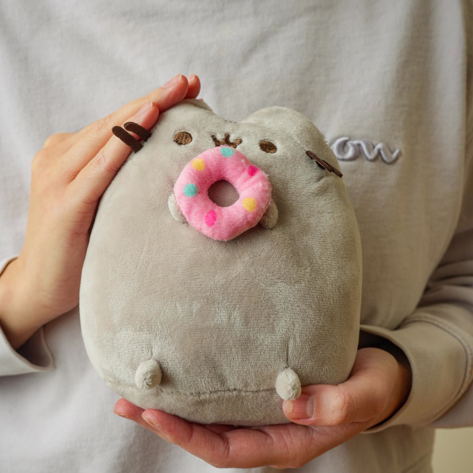 Pusheen 6.5 Inch Plush | Pusheen with Donut - Thumbnail 7