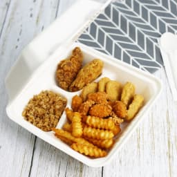 Great Value Compostable Hinged 3-Compartment Take-Out Containers, White, 8 Inch, 12 Count - Thumbnail 3