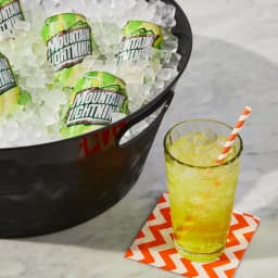 Great Value Mountain Lightning Citrus Flavored Soda Pop, 12 fl oz, 12 Pack Cans - Thumbnail 3