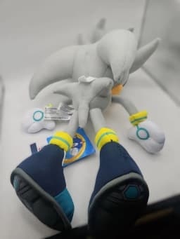 Great Eastern Sonic The Hedgehog 13" Plush Doll, Silver - Thumbnail 3