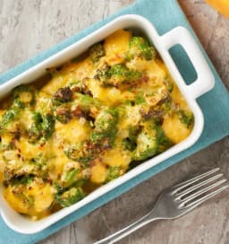 Green Giant Simply Steam Broccoli & Cheese Sauce, 10 oz Bag (Frozen Vegetables) - Thumbnail 4