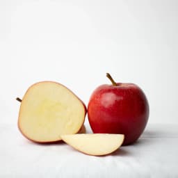 Fresh Gala Apples, 3 lb Bag - Thumbnail 3
