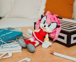 Sonic Amy 8 inch Plush Clip - Thumbnail 7