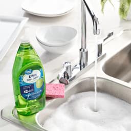 Great Value Antibacterial Hand Soap Ultra Dish Liquid, Crisp Apple, 40 fl oz - Thumbnail 2