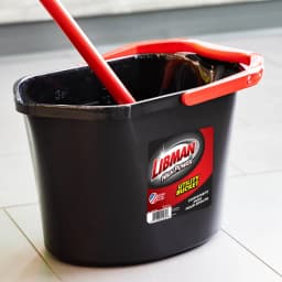 Libman High Power Utility Bucket 3.5 Gallon Black Polypropylene with Ergonomic Handle - Thumbnail 6
