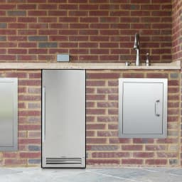 Avanti ELITE Series Compact Outdoor Refrigerator, 2.9 cu. ft., in Stainless Steel (OR1533U3S) - Thumbnail 2