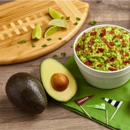 Fresh Hass Avocados, Each - Thumbnail 2
