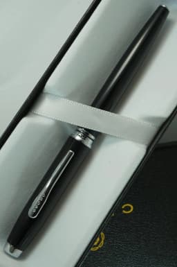 Cross Coventry Black Lacquer Rollerball Pen - Thumbnail 3