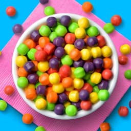 SweeTARTS Mini Chewy, Candy, Mixed Fruit, Theater Box, 3.75 oz - Thumbnail 3