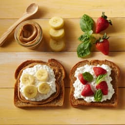 Daisy Pure and Natural Low Fat Cottage Cheese, 2% Milkfat, 24 oz (1.5 lb) Tub (Refrigerated) 13g of Protein per Serving - Thumbnail 10