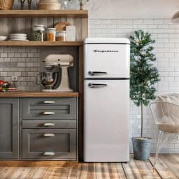 Frigidaire 7.5 Cu. ft. Retro Refrigerator, Apartment Size Top Mount Fridge with Chrome Handles, Cream EFR756 - Thumbnail 7