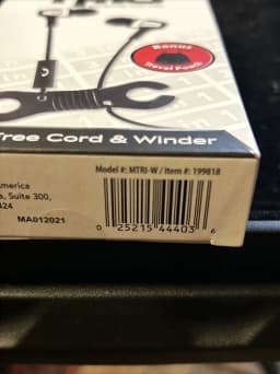 Maxell Mega Trio Black Earbuds With Mic Tangle Free Cord Winder & Carrying Pouch - Thumbnail 3