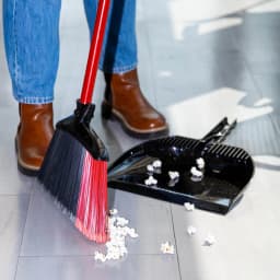 Libman High Power Angle Broom and Dustpan Set with Steel Handle - Thumbnail 8