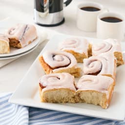 Freshness Guaranteed Cinnamon Rolls, 22 oz, 8 Count - Thumbnail 3