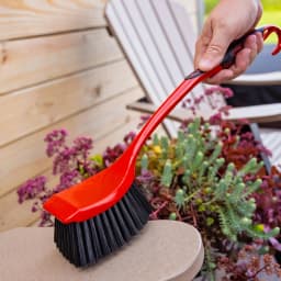 Libman High Power Red and Black Long Handle Scrub Brush 3.75 Inch Width - Thumbnail 14