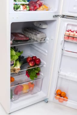 Frigidaire 7.5 Cu. ft. Retro Refrigerator, Apartment Size Top Mount Fridge with Chrome Handles, Cream EFR756 - Thumbnail 9