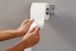 Georgia-Pacific Angel Soft Ultra 2-Ply Toilet Paper, 1632014, 20 Rolls per Case - Thumbnail 4