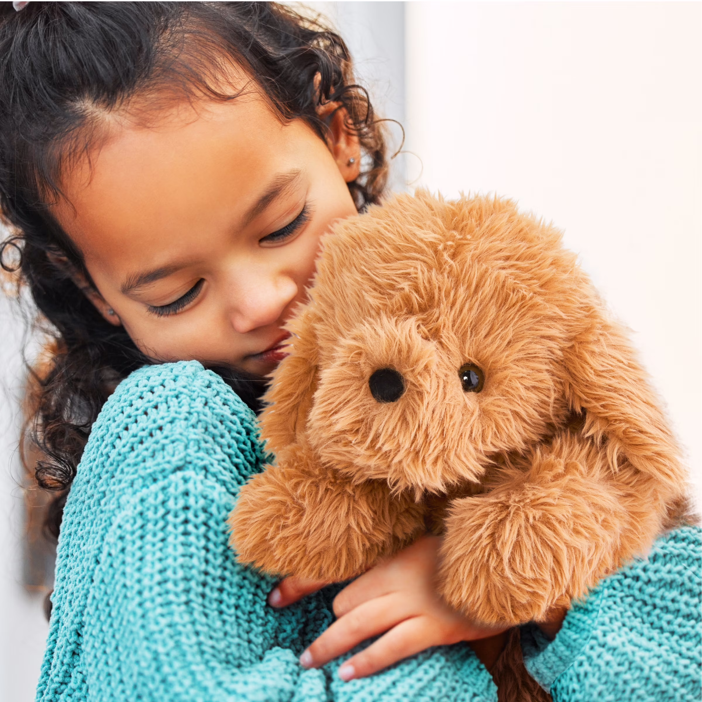 Hugs and Cuddles 18 inch Calming Weighted Plush Doodle 2.5 lbs - Sensory Companion for Kids 3 - Thumbnail 5