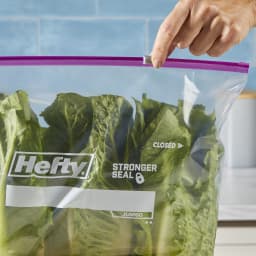 Hefty Slider 2.5 Gallon Jumbo Storage Bags, 10 Count - Thumbnail 3