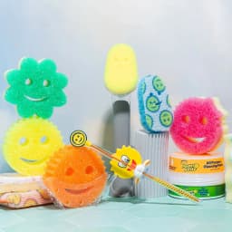 Scrub Mommy Power Flower Non-Scratch Cleaning Sponge - Thumbnail 7
