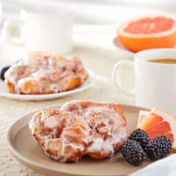 Freshness Guaranteed Whole Apple Fritters, 4 oz, 2 Count - Thumbnail 2