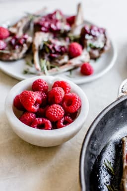 Fresh Raspberries, 6 oz. Container - Thumbnail 8