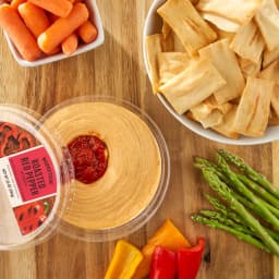 Marketside Gluten-Free Roasted Red Pepper Hummus 10 oz, Ready to Eat, Resealable Cup, 2 Tbsp. (28g) - Thumbnail 4