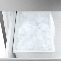 22.4 cu. ft. 3-Door French Door Refrigerator Water Dispenser in Stainless Steel - Thumbnail 6