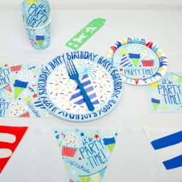 24 Count Blue Disposable Plastic Forks by Way To Celebrate - Thumbnail 3