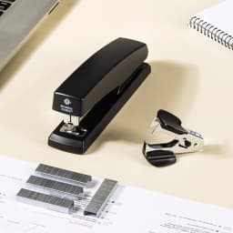 Deli Stapler Desktop Stapler Office Stapler 20 - Thumbnail 3
